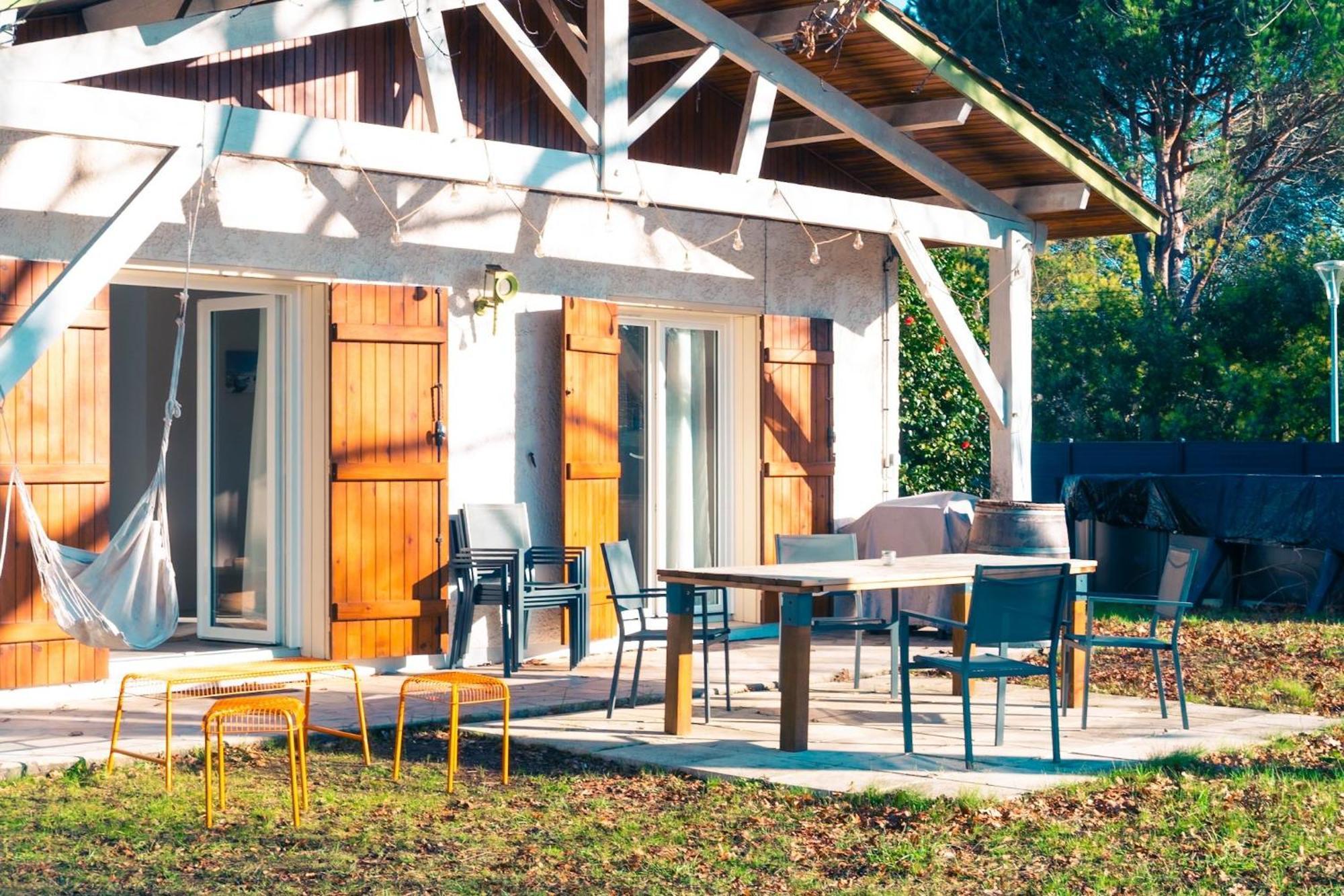 Villa Au Calme Avec Piscine, Grand Jardin Et Studio Independant Andernos-les-Bains Exteriör bild